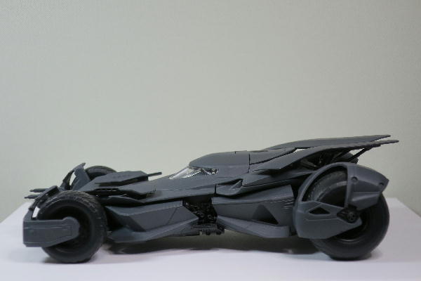 1/24 バットモービル メタルズ ダイキャスト ビルド&コレクト JADA TOYS メタルズ・ダイキャスト 1/24 ザ・バットマン