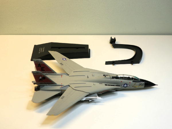 エアファイター コレクション F-14 F /A-18C 1/100 Amazon