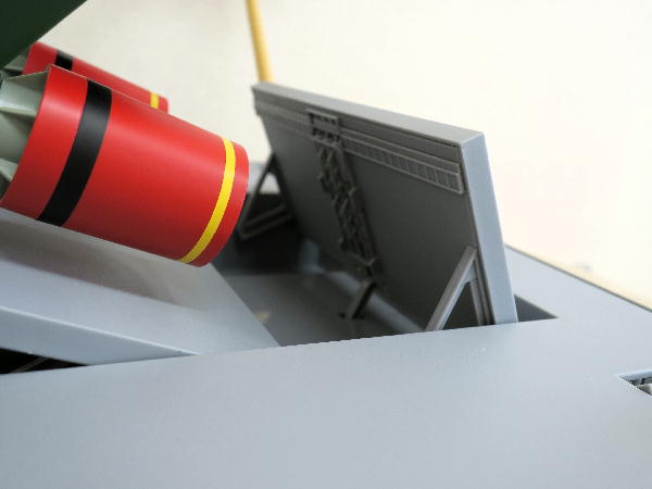 サンダーバード2号 救助メカ 専用発射台 ディスプレイベース ケース サンダーバード2号 専用発射台 ディスプレイベース」の完成