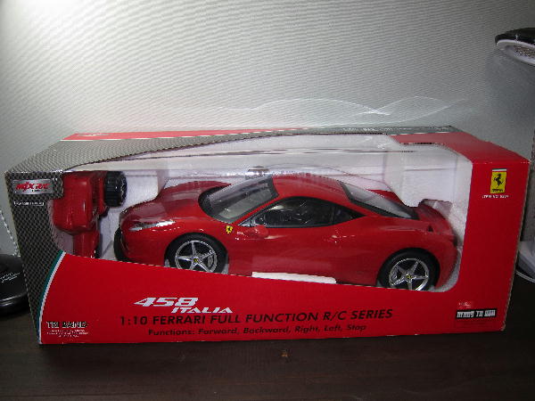BIGサイズ Ferrari 458ITALIAラジコン : ビークロス好きの変なおじさん日記