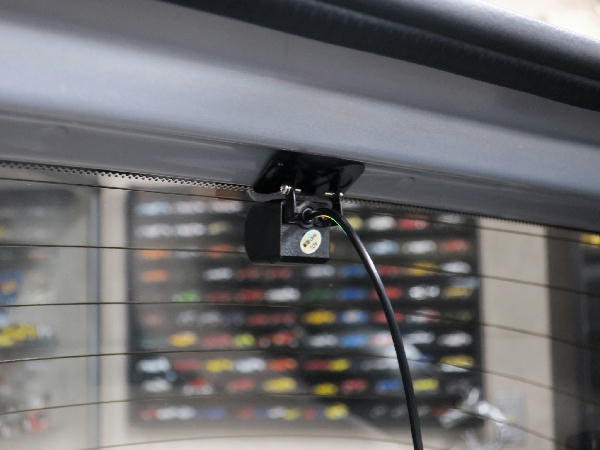 車載用暗視モニター「Lanmodo ナイトビジョンシステム」の 車載用暗視モニター「Lanmodo ナイトビジョンシステム」の