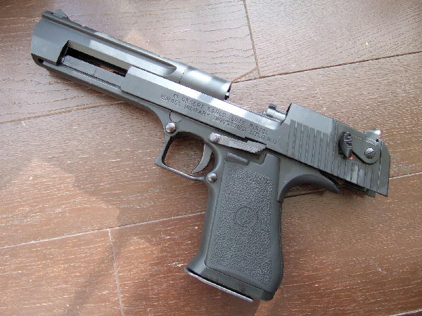 2007年の正式採用銃 ビークロス好きの変なおじさん日記 2007年の正式採用銃 ビークロス好きの変なおじさん日記