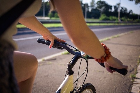 自転車は歩道走れ