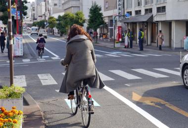 自転車は車道を走るな