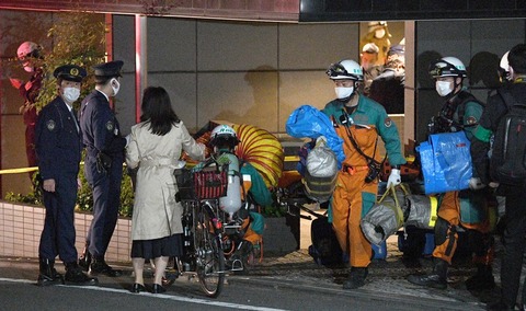 地下駐車場閉じ込め