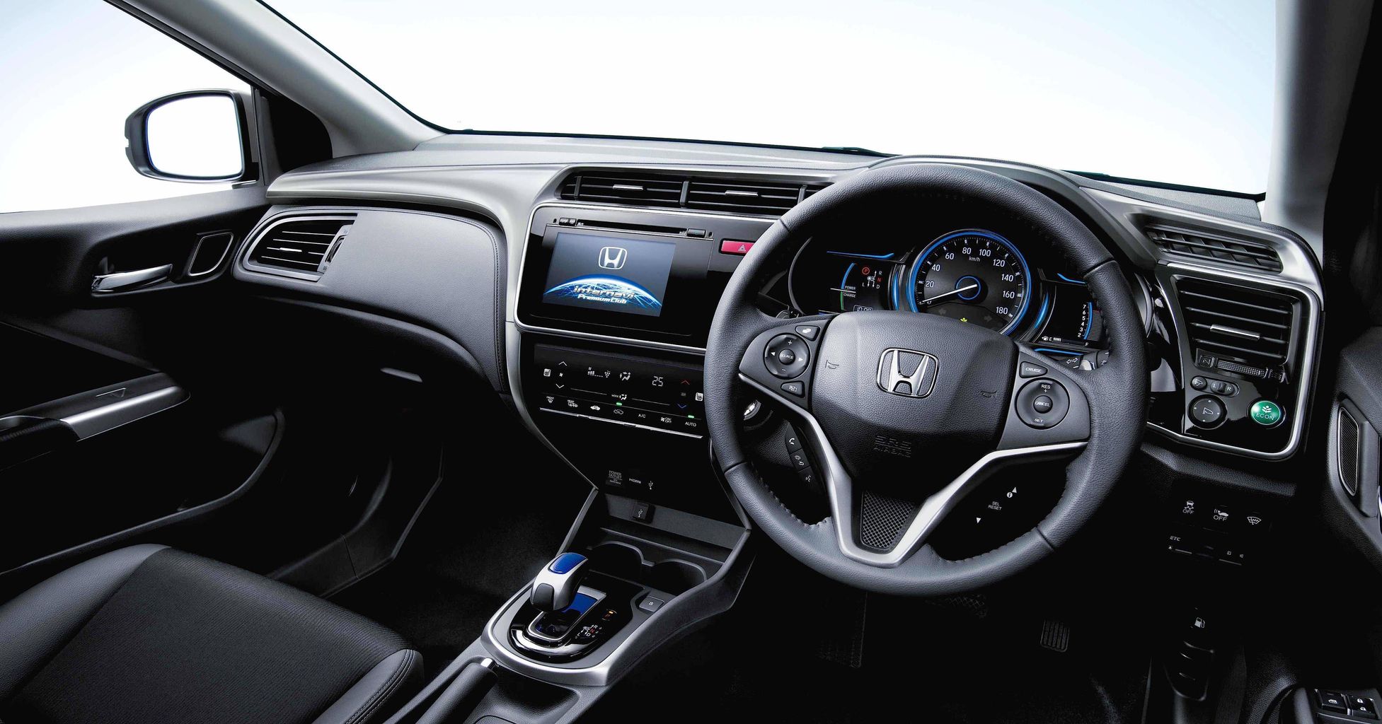 ホンダ グレイスって車を買おうと思ってんだけど W 車速報