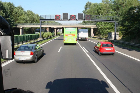 煽り運転に合いやすいやつの特徴