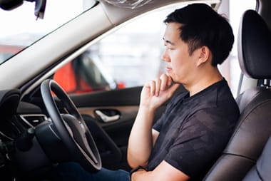 平気で車運転