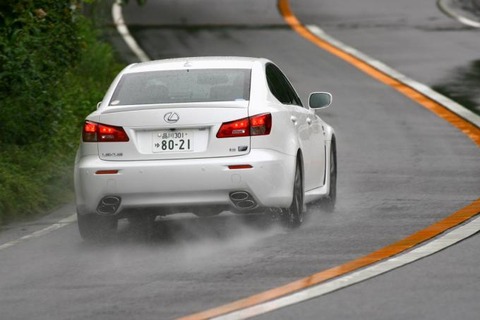 乗る車、排気音で決めたんだが珍しいのか？？