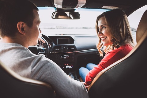 移動で3時間くらい車の中で二人で四六時中話せる？ｗｗｗ