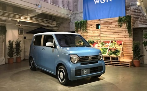 世界新車販売、2年連続減