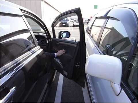 B バック駐車する時ドア開けて 後方確認 する奴wwwww 車速報 B バック駐車する時ドア開けて 後方確認 する奴wwwww 車速報