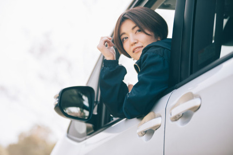 【悲報】彼女「スピード出過ぎだよ」運転中ワイ「ごめん」