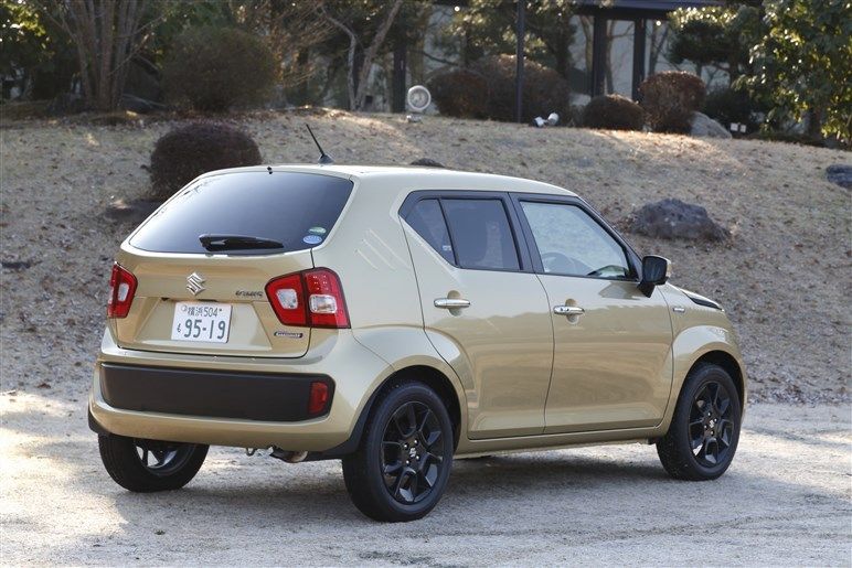 Suzukiのイグニスっていう車を買おうと思うんだが 車速報 Suzukiのイグニスっていう車を買おうと思うんだが 車速報