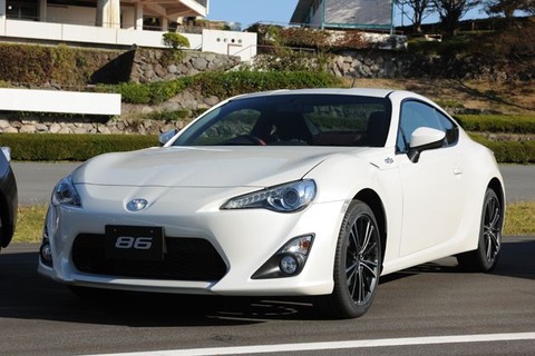 トヨタの86とかいう車w w w w w : 車速報