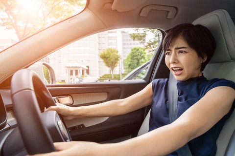 【悲報】ペーパードライバーワイ、明日運転することになり逝く...