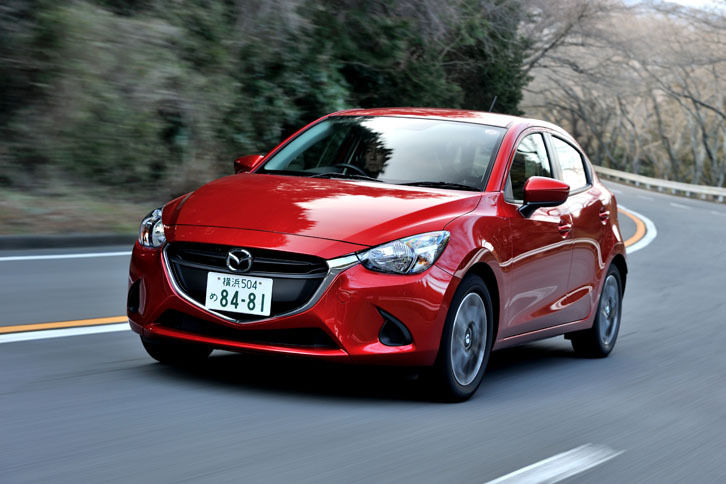 新入社員が マツダ デミオ に乗ってたらどう思う 車速報