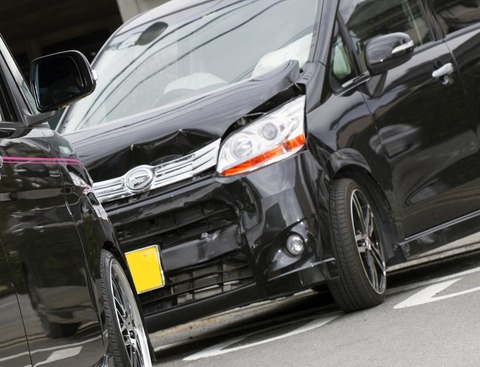 【超緊急】車同士の接触事故が起こった場合はどうしたいい？