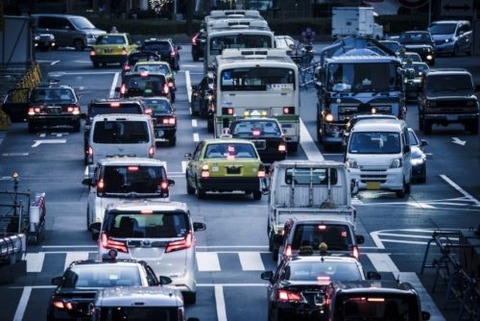 車通勤片道1時間