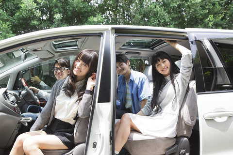 大学生でも車維持