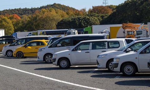 駐車場混んでる