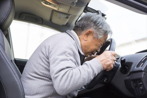 老人の運転で最近報道される