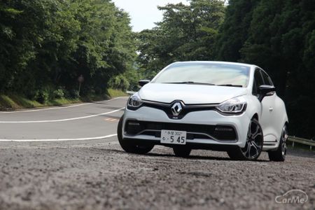 車で300キロ越えの運転するとき