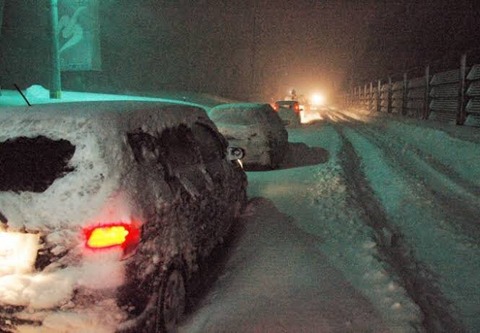 豪雪立ち往生にＥＶ車