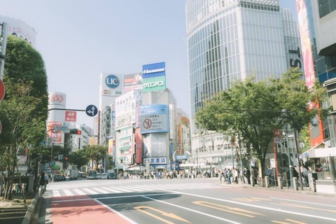 大都会で車持つメリット考えても思いつかないｗｗｗｗｗ