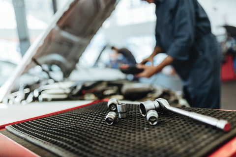 車検でタイミングベルトとかいうの交換