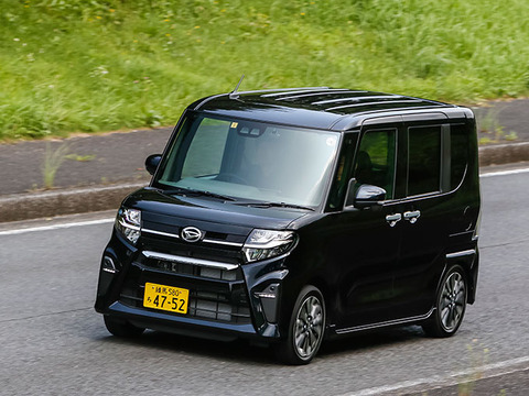 【動画】軽自動車「タント」、台風で吹き飛ばされそうになるｗｗｗｗ