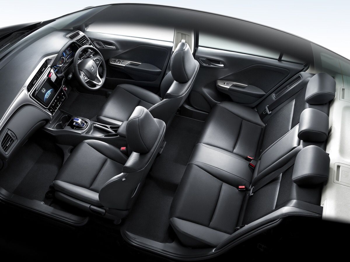 ホンダ グレイスって車を買おうと思ってんだけど W 車速報