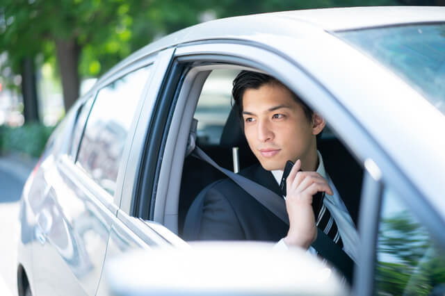 新卒一年目だけど予算700万で車買いたいんだが 車速報