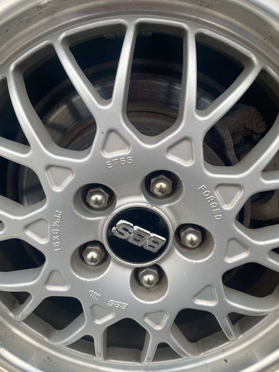 車のタイヤから異音がする助けてくれ 車速報 車のタイヤから異音がする助けてくれ 車速報