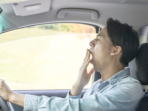 運転中眠くて