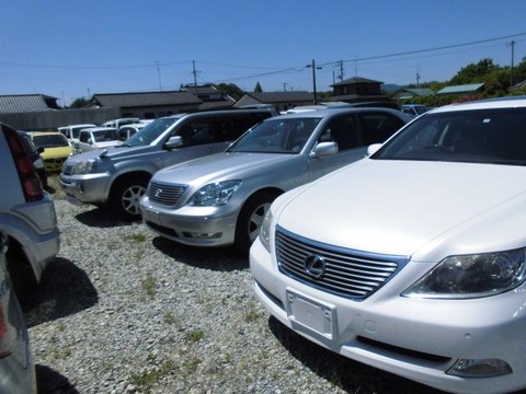 型落ち高級車