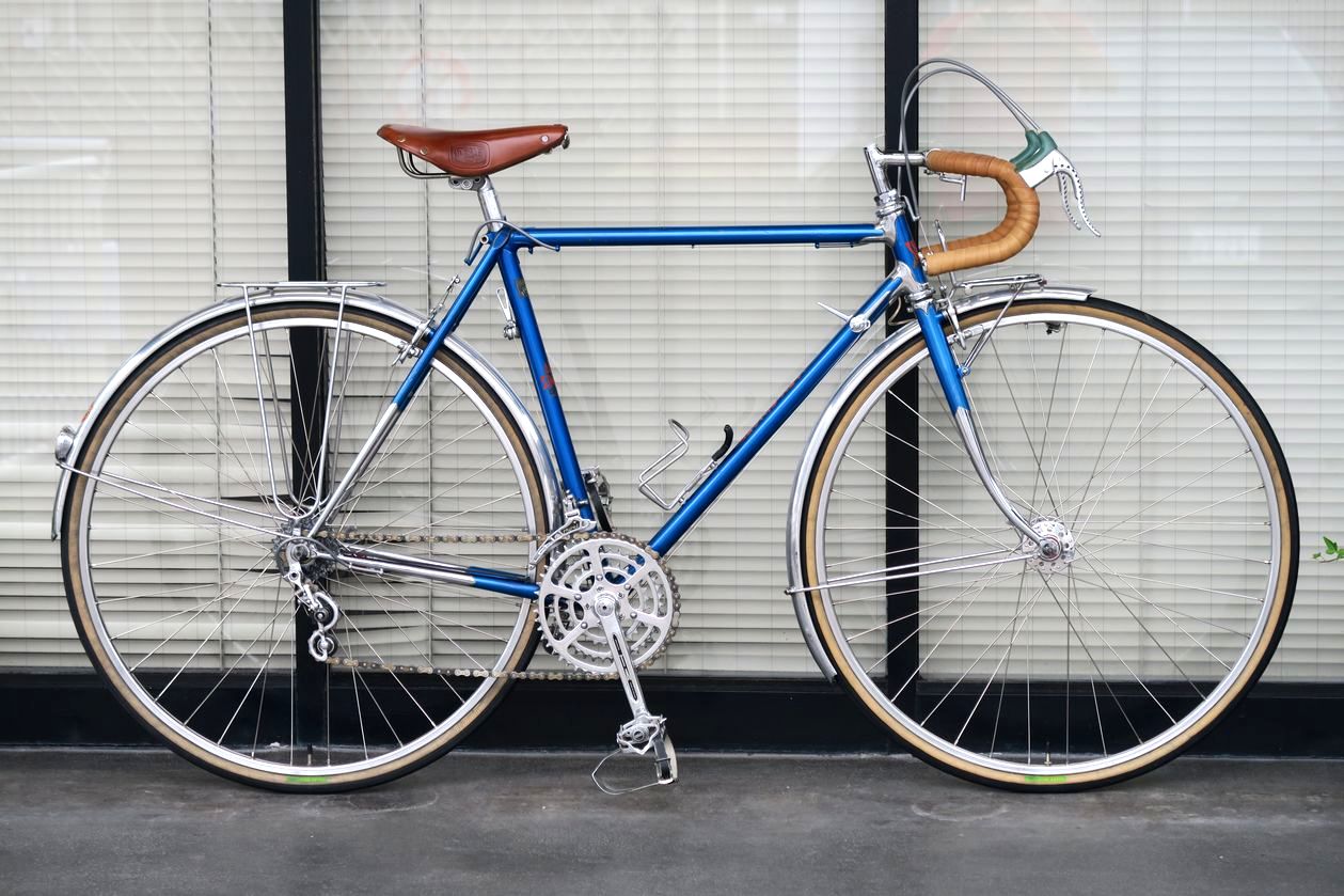 AlexSINGER For Sale : ただいま営業中～♪