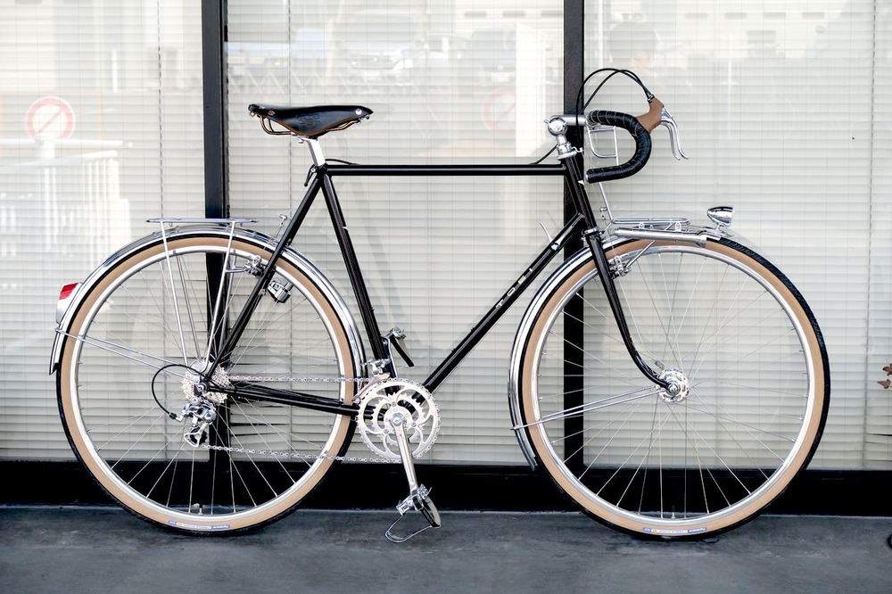 S氏の700Cランドナー : ただいま営業中～♪