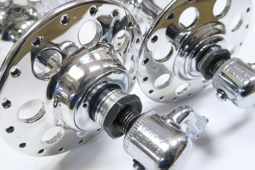 カンパニョーロ ヌーボ ティーポ ラージフランジ ハブ カンパ ヌーボティポのハブ : ただいま営業中～♪