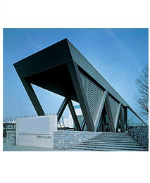 アートとデザインの遺伝子を組み替える