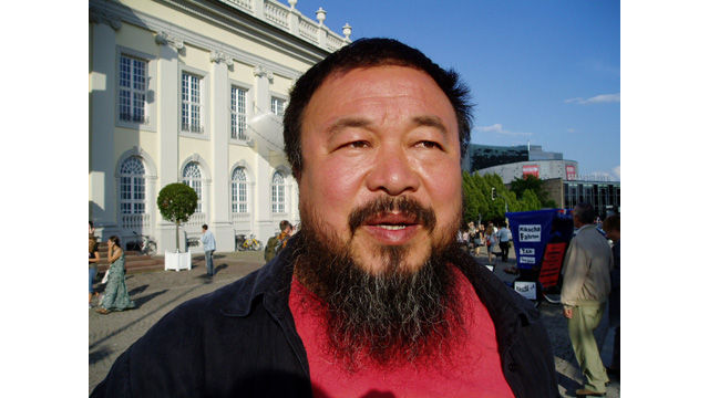 20110430toomuch_main