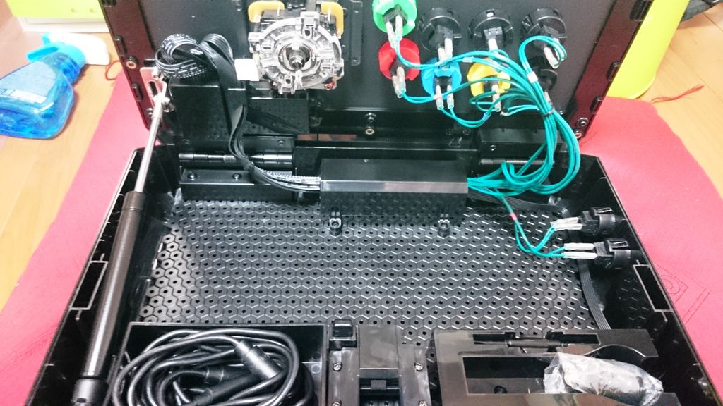 アケコンに穴を開ける方法（ボタン増設） : 魔王の引き出し