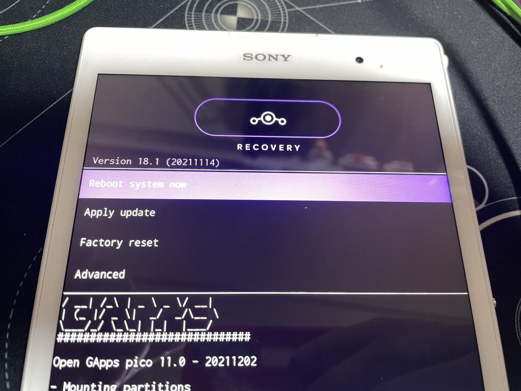 ROM焼き】Xperia Z3 Tablet Compact SGP611/SGP621をLineageOS 18.1 