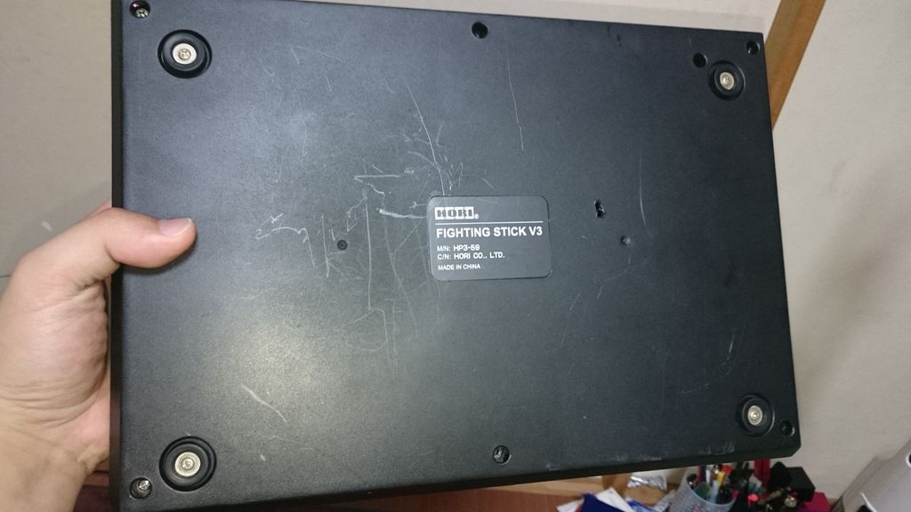 ハードオフで掘り出し物探索 スピーカーとアケコンとipodをget 魔王の引き出し