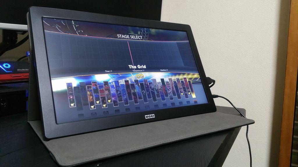 レビュー】持ち運びに便利なHoriの「Portable Gaming Monitor