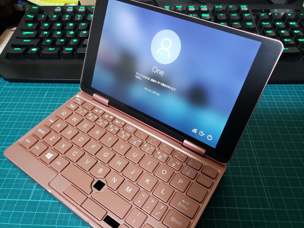 レビュー]スタイリッシュなUMPC 「OneMix2S サクラカラー」 : 魔王の