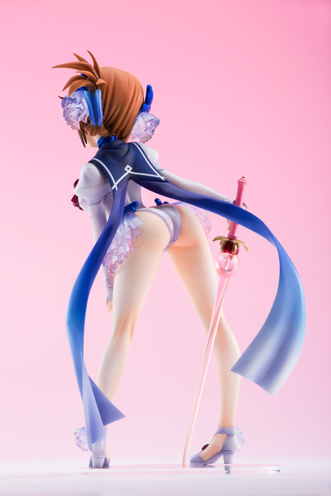 03背面