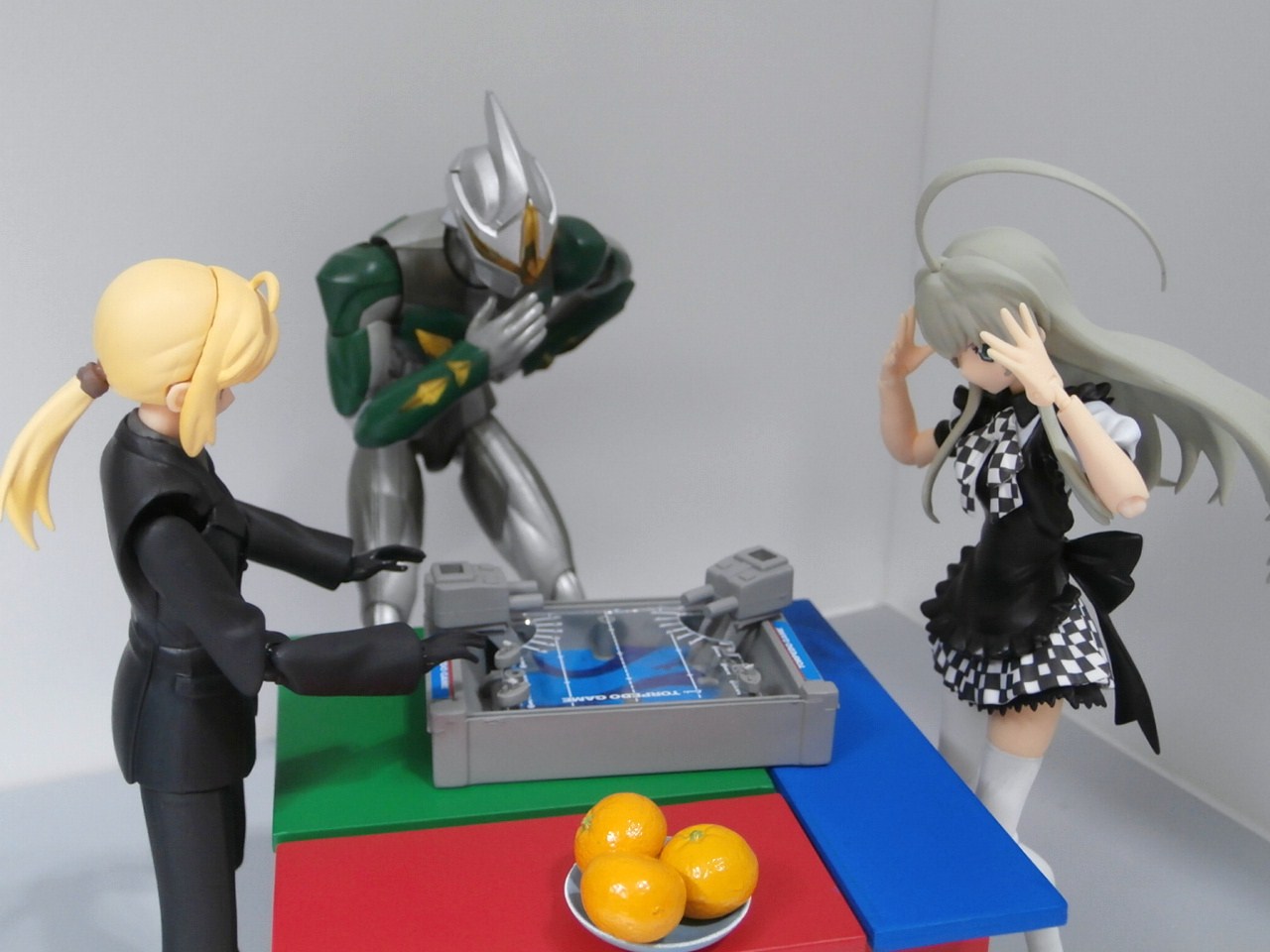 フィギュアで遊ぶぞー 棒 空想特撮的な何か