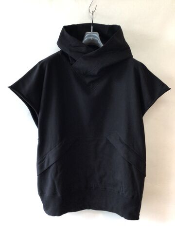 JULIUS PRE-FALL 25 [ EUROPA; ] SLEEVELESS HOODIE : VIBE_nagano