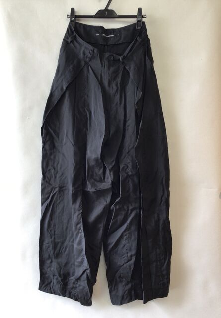 JULIUS PRE-FALL 25 [ EUROPA; ] 907PAM1 TACKED WIDE PANTS